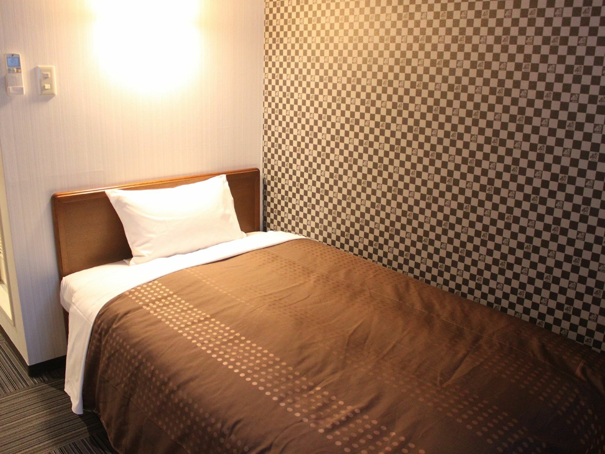 Hotel Livemax Budget Tokyo Hamura Ekimae מראה חיצוני תמונה